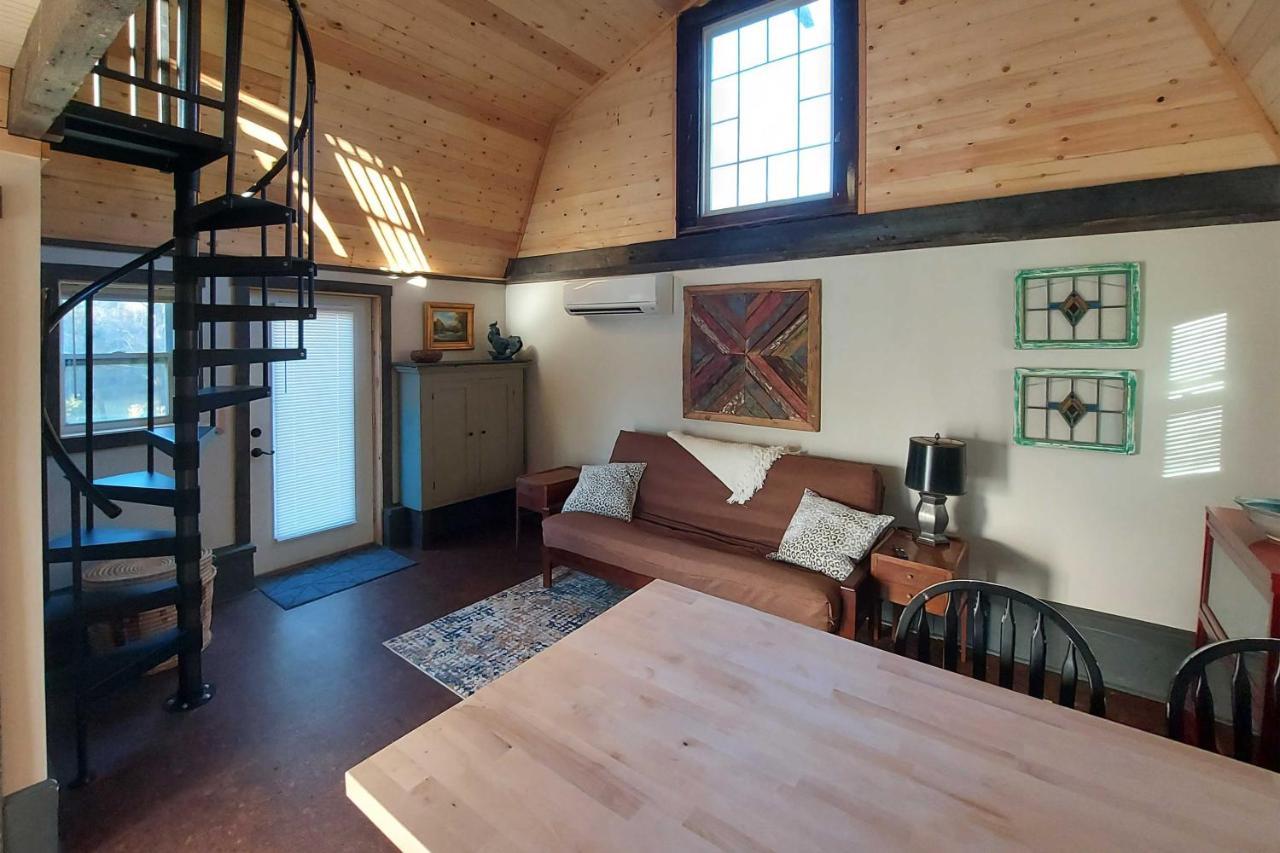 Rustic Hendersonville Farm Studio With Private Deck 외부 사진
